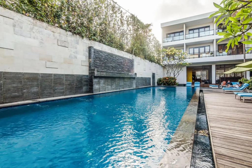 ZEN Rooms Kuta Beach Poppies Lane