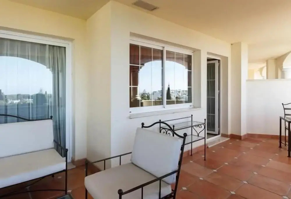 Apartamentos Guadalpin Boutique