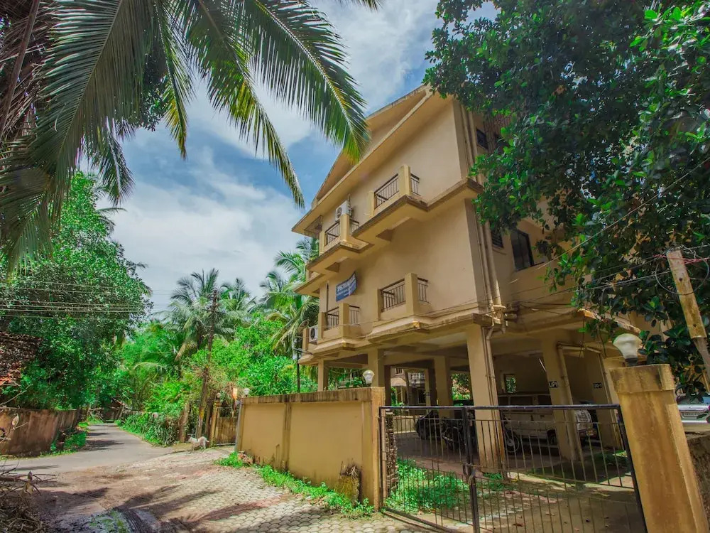 OYO 14903 Home Cozy 2BHK Varca Beach