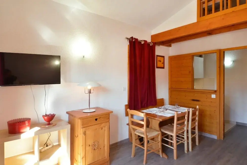 Belle Plagne Two-roomed Apartment on the Slopes for 5 People of 32 mÂ² Care48