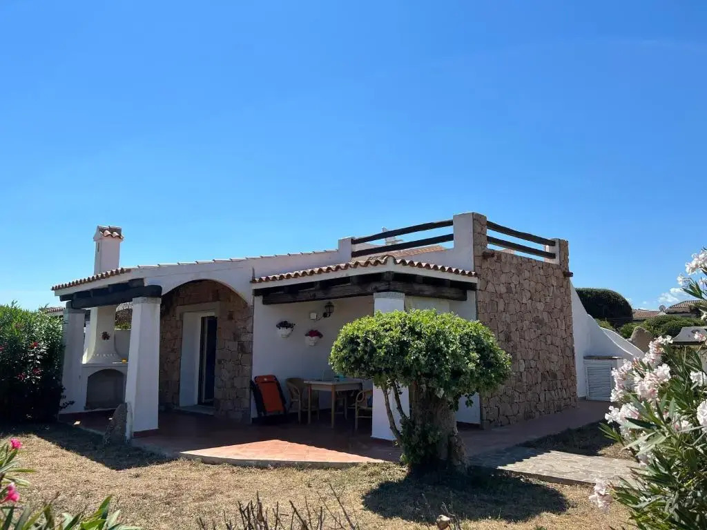 Villa a few Steps From the Beach