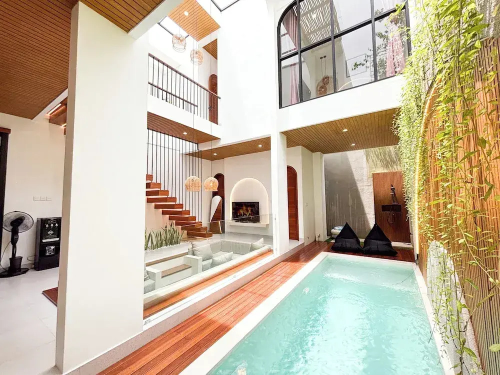 Kelana Villa