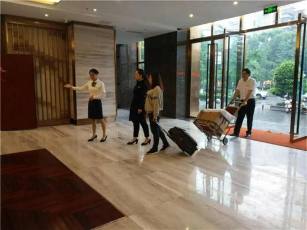 Xinhua Hotel