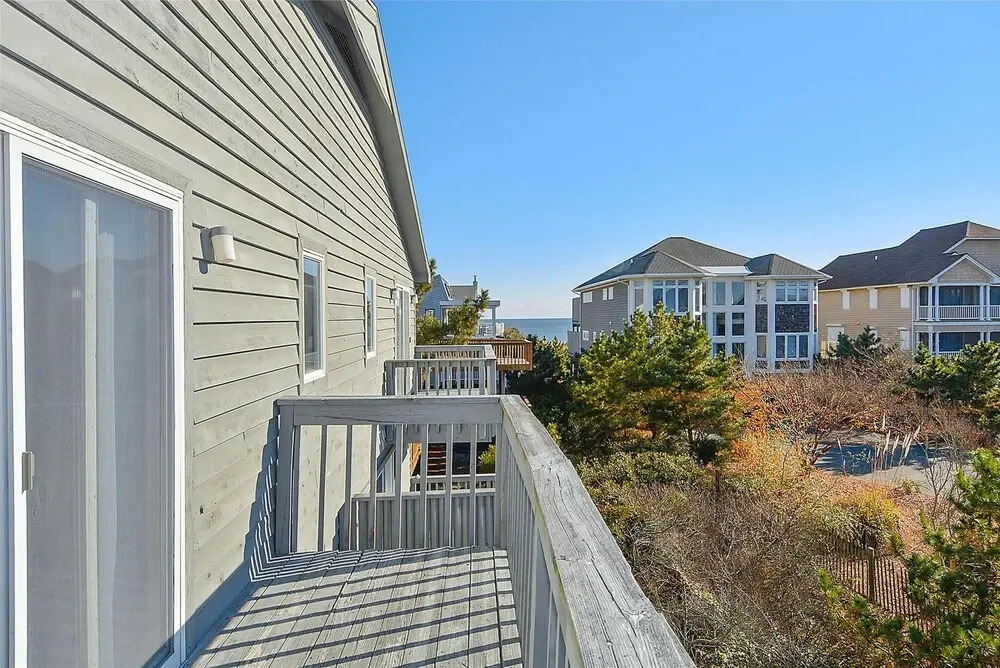 39586- 2 Admiral Road 8W by Long & Foster