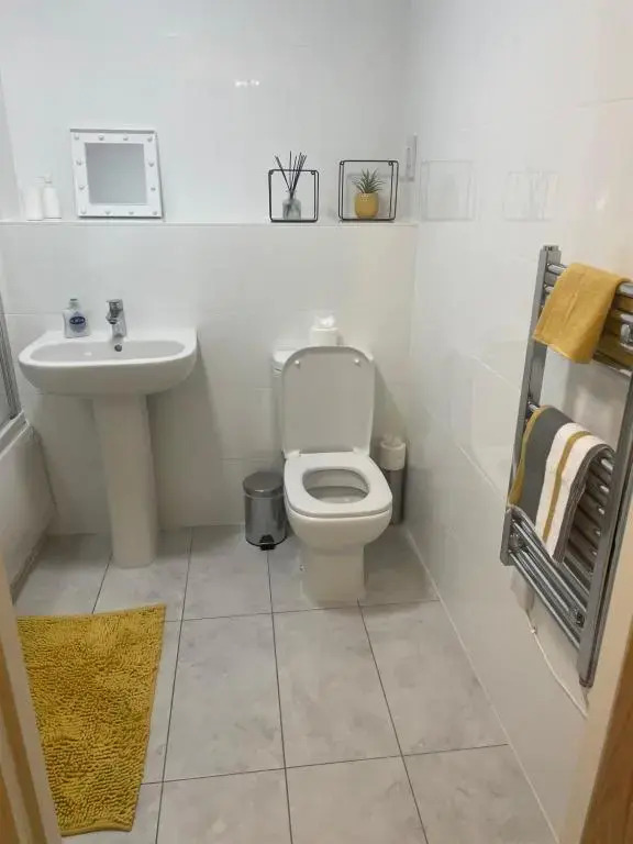 #0608 Lovely 1 Bedroom apartment - free parking