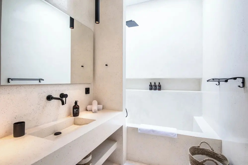 ULU 5 ·2br Villa