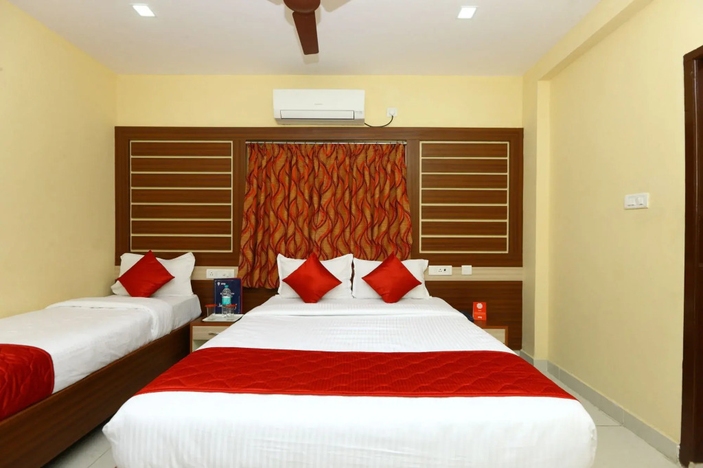 Krishna Prasad By OYO Rooms