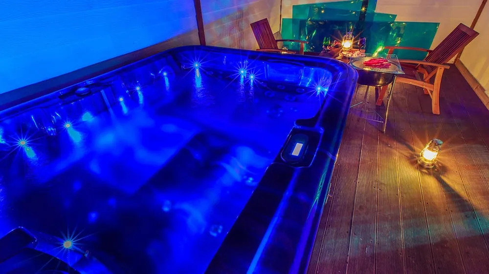Lake and Pine Spa Pension