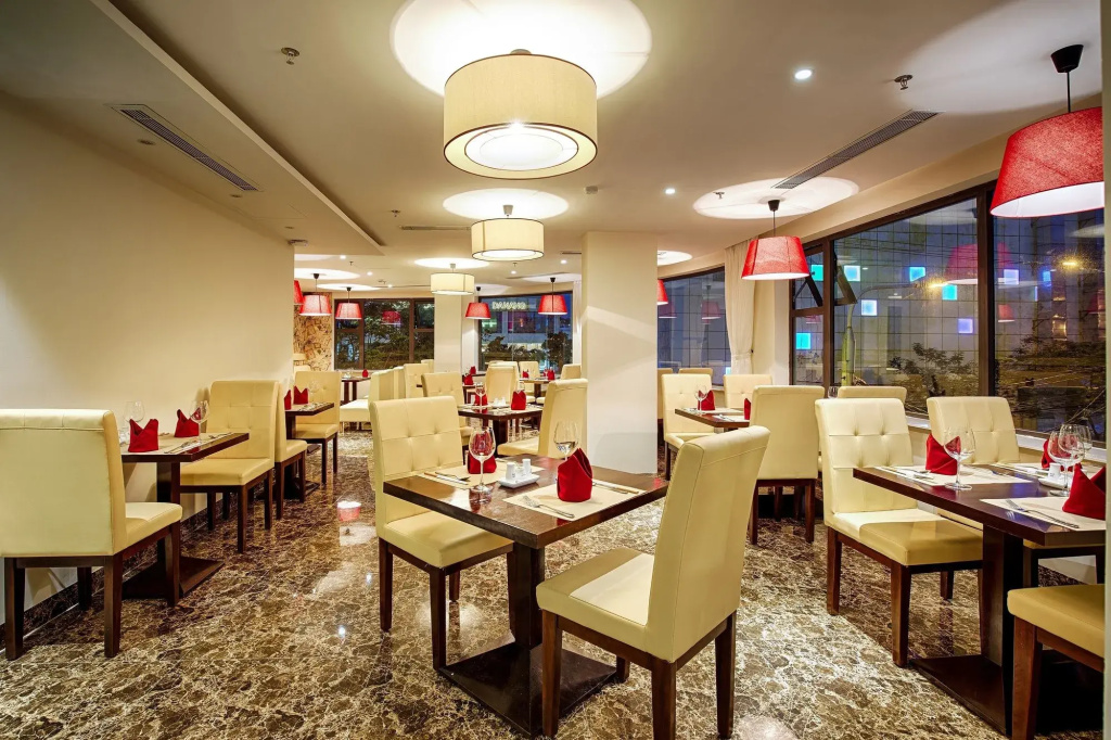 Sofia Suite Hotel & Spa Da Nang