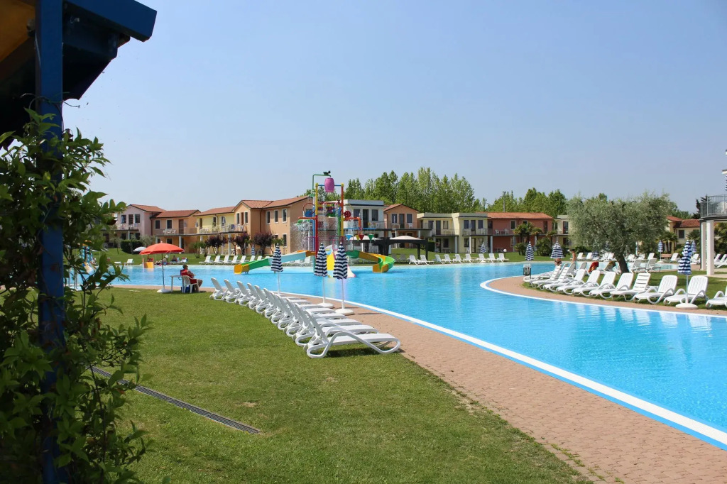 Gasparina Village