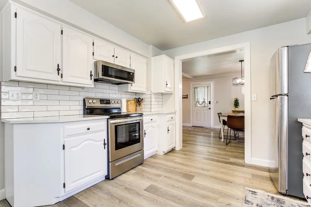 Charming Appleton Getaway ~ 3 Mi to Downtown!