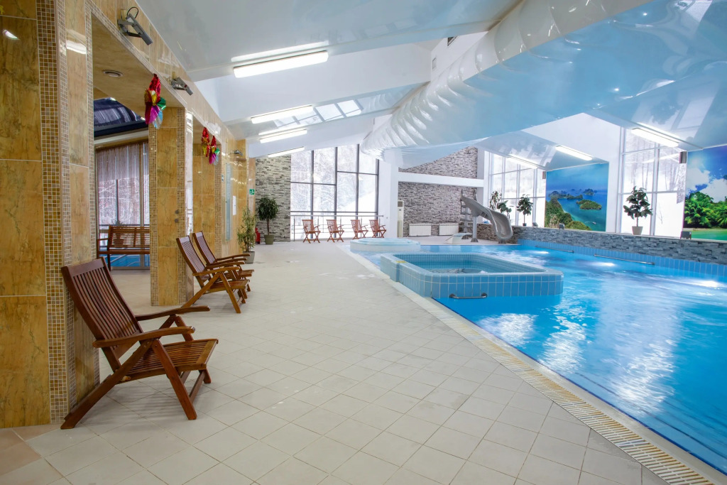 Avrora otel' Prokop'evsk