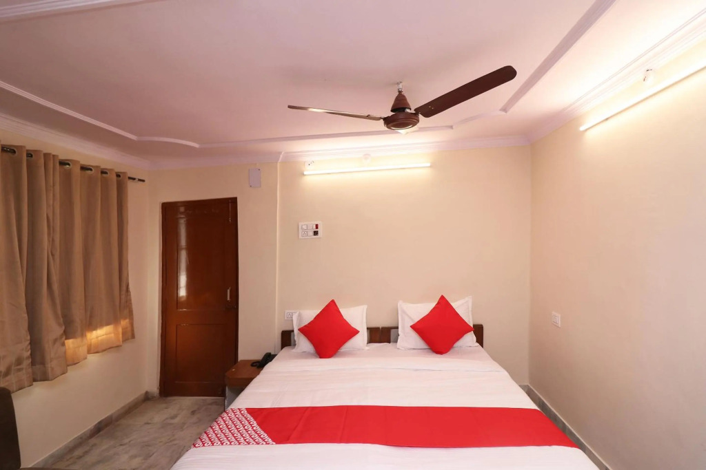 OYO Flagship 22655 Hotel Midtown