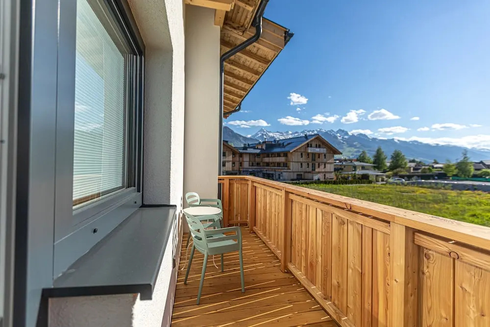 Tevini Boutique Suites - Apartment Water