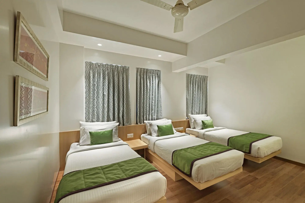 Hotel Leafio Marigold Marol