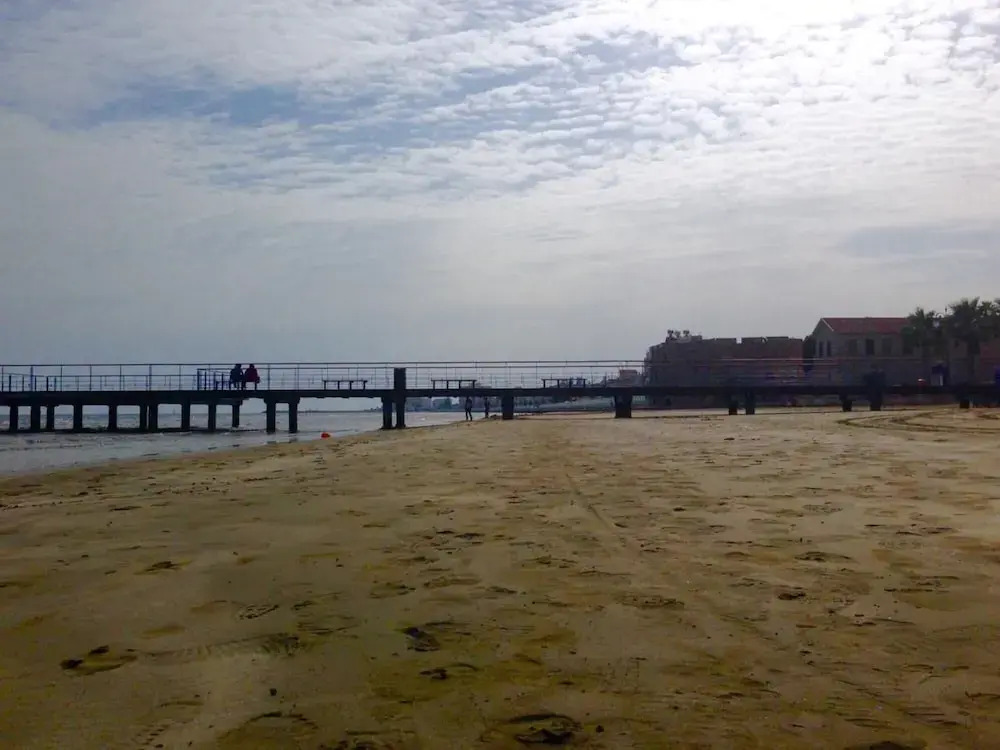 Ne'r Beach Calm Place