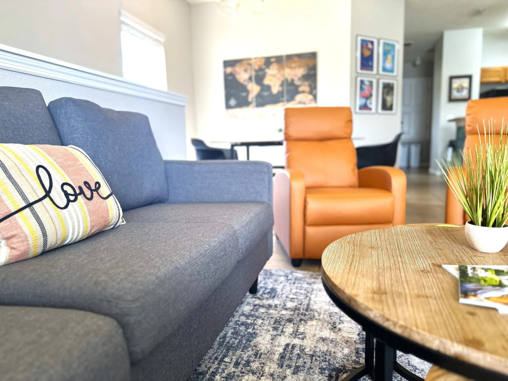 Only 10 Minutes from Disney 3Bd Family Home (2761), Kissimmee, US