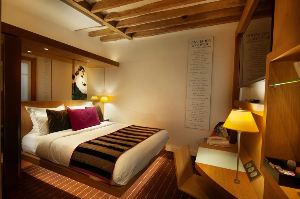 Select Hotel