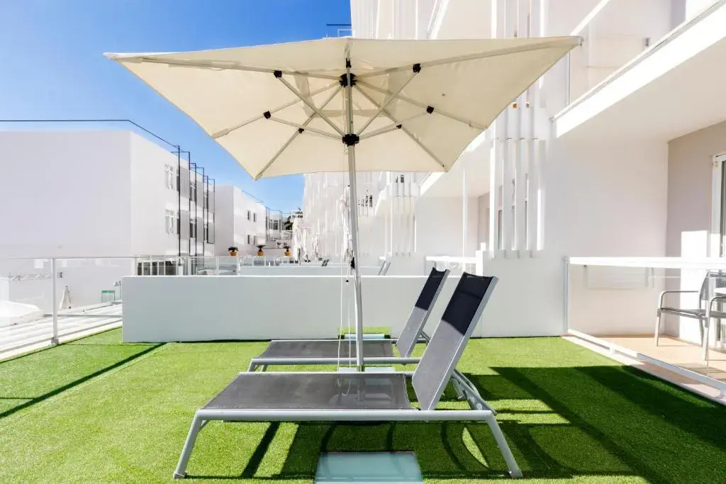 Aparthotel y Hotel Paguera Beach