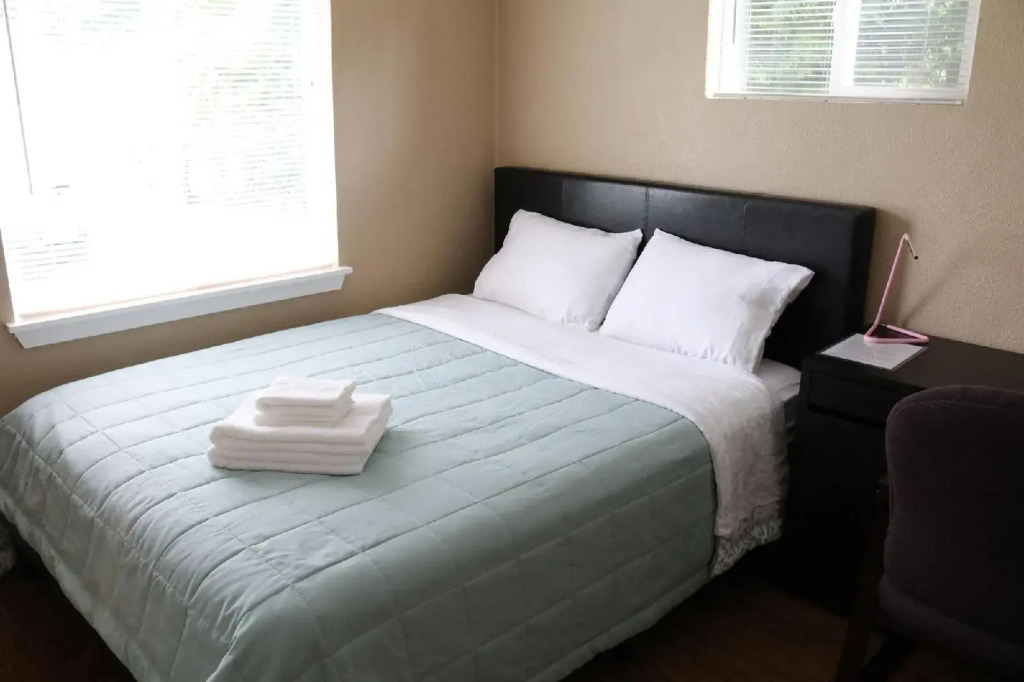Quiet, clean and comfortable room