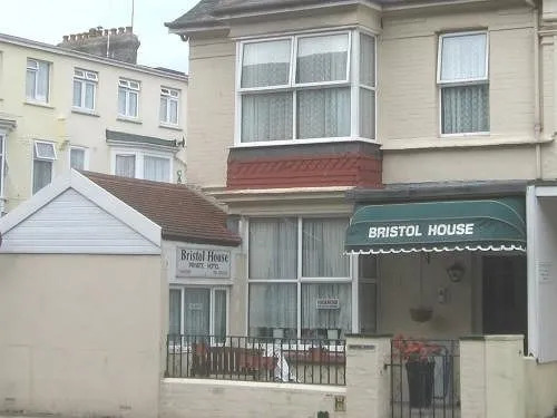 Bristol House - Guest House