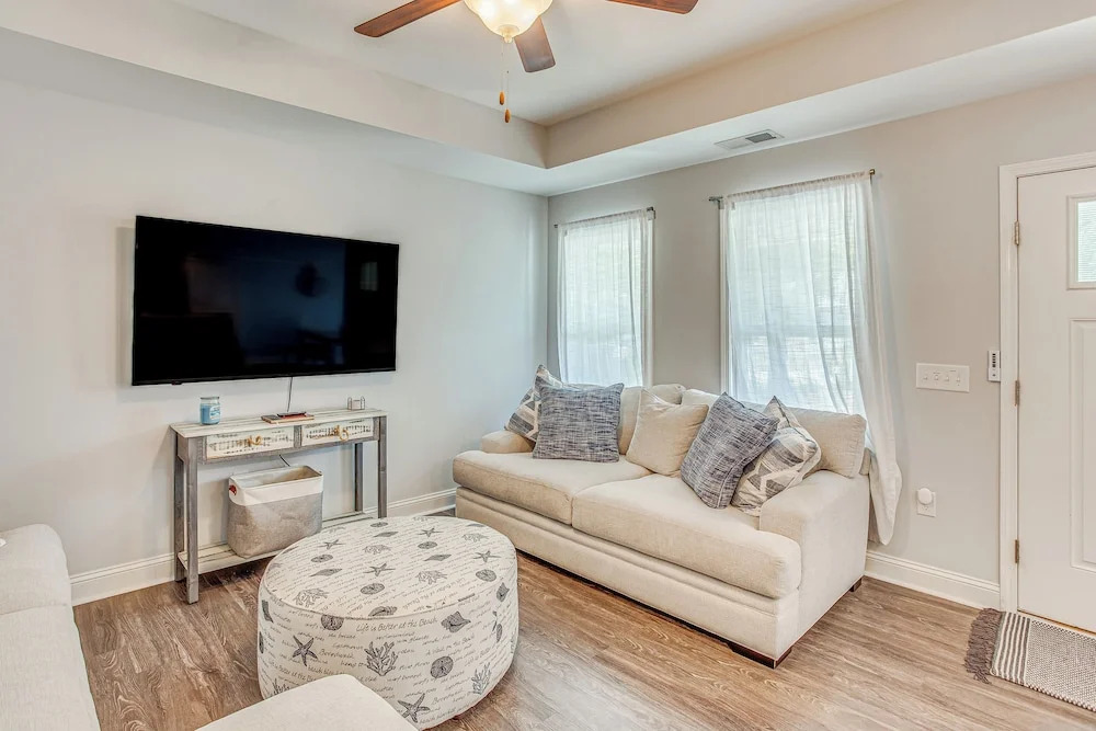 Charming Oak Island Beach House w/ Fire Pit & Yard