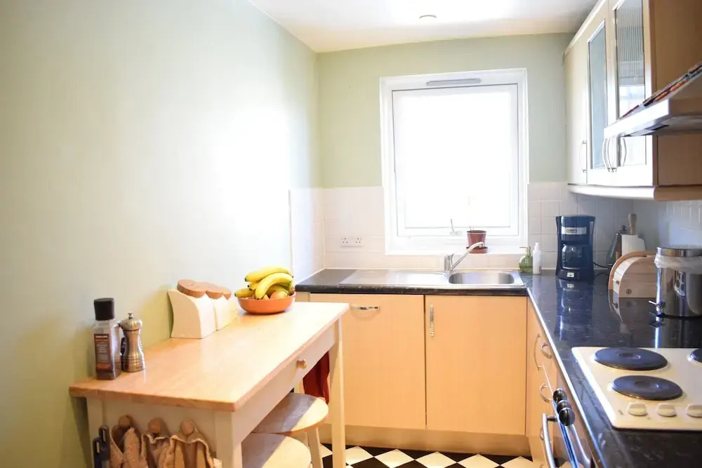 2 Bedroom Apartment In Chelsea
