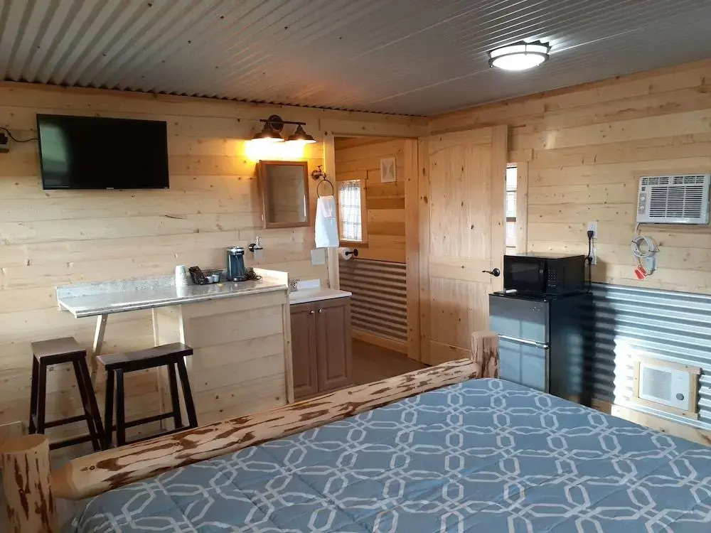 Glacier Acres Guest Ranch