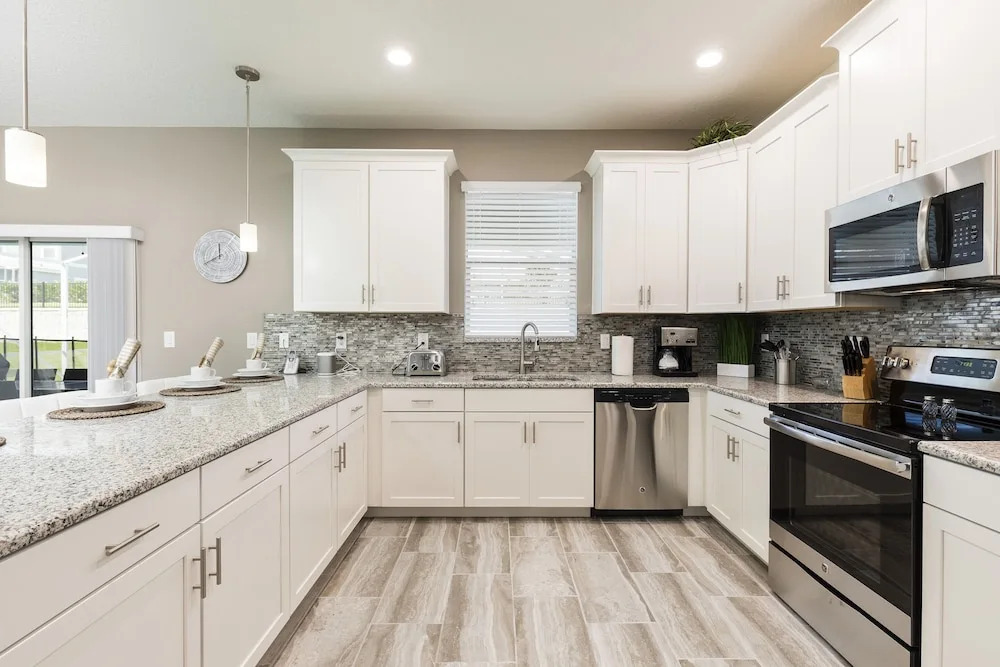 1516mb- The Retreat At Championsgate 6 Bedroom Home by RedAwning