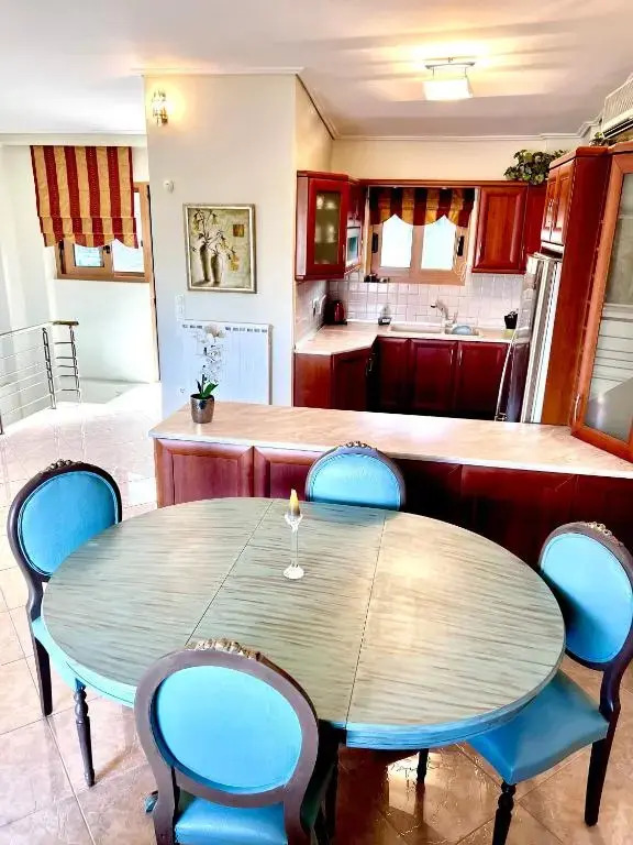 Serenity Holiday Home with self contained apartment and private pool