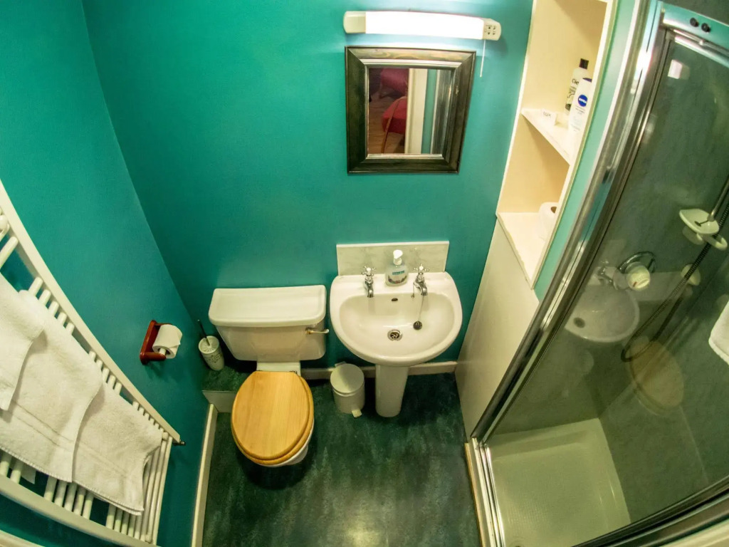 Dene Guest House