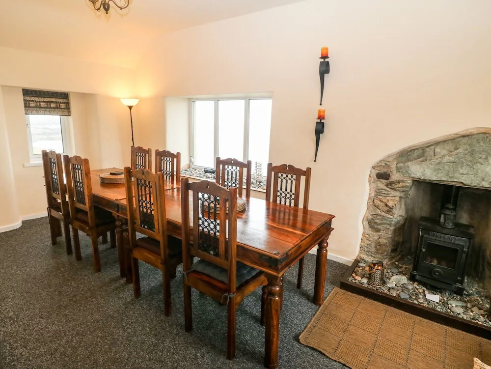 Beacon Cottage