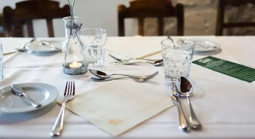 Rókusfalvy Borhotel és Fogadó