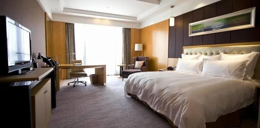 Dongzhu Big Hotel