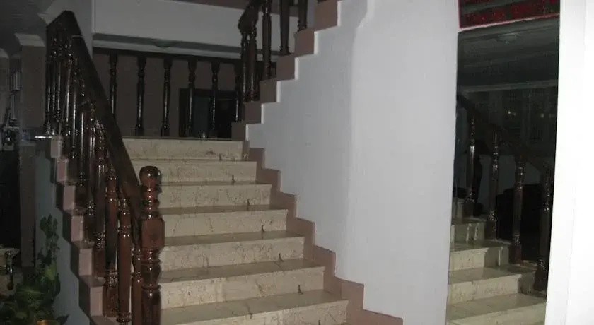 Adahan Hotel