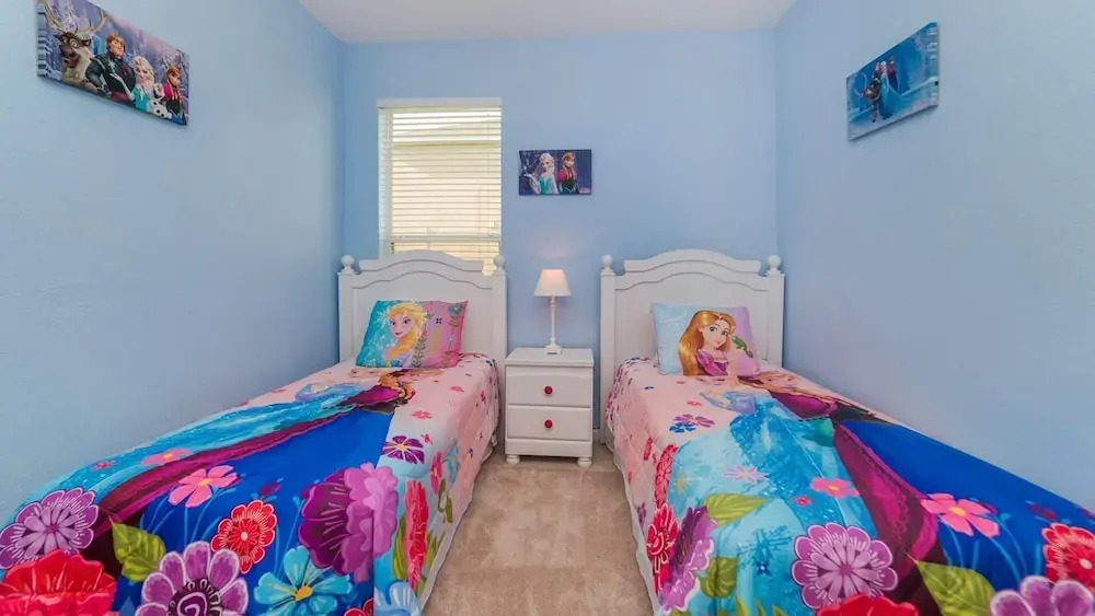2678 Manesty Lane