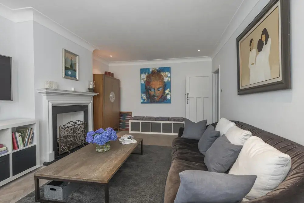 Fashionable Family home in Southfields
