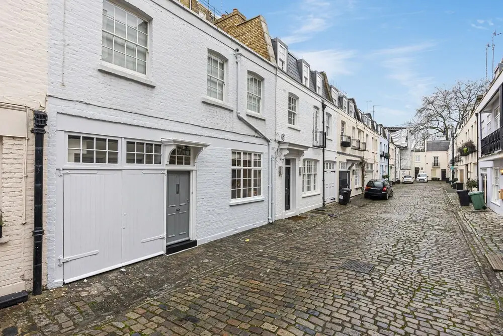 Altido Elegant 2-Bed House In Belgravia