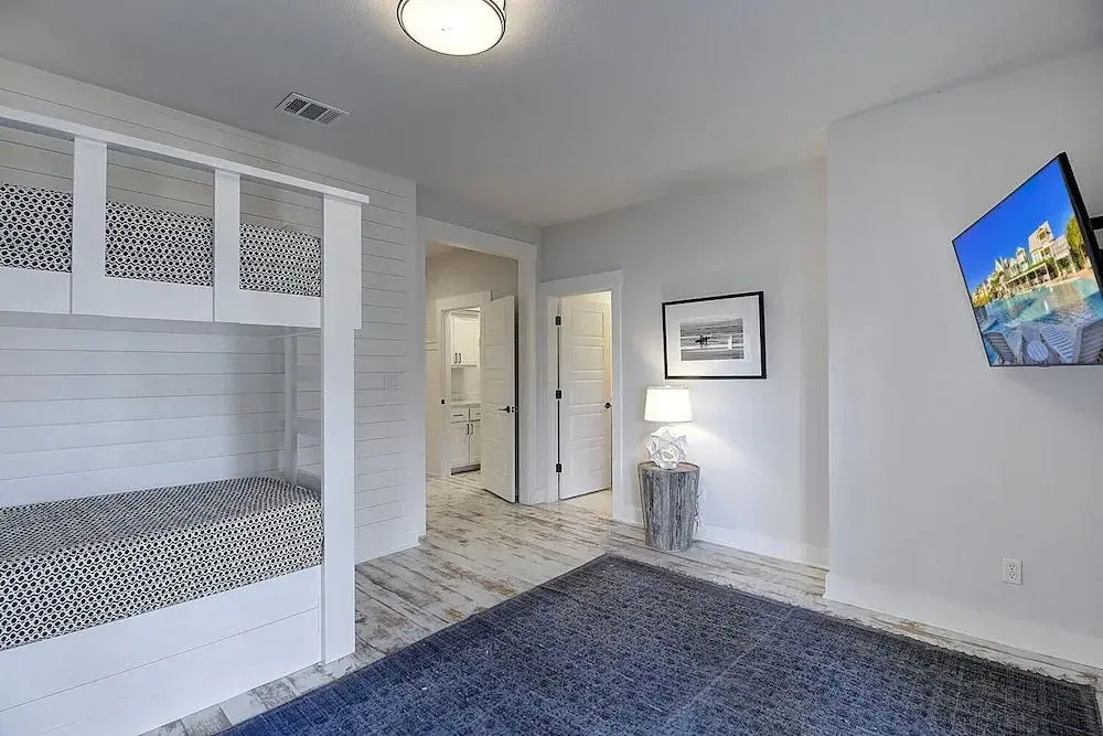 Lakeview Estate 198 BE