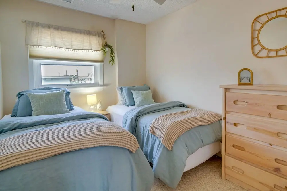 Charming Brigantine Condo Rental: Steps to Beach!