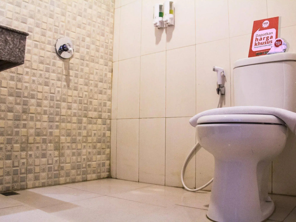NIDA Rooms Tugu Railway Station