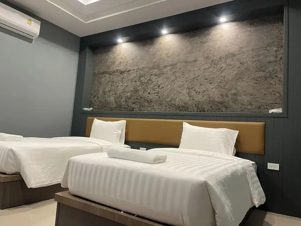 Namkhem Inn 2