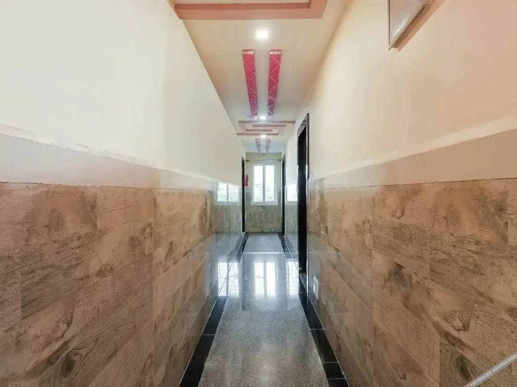 Hotel A.V.S Residency by OYO Rooms
