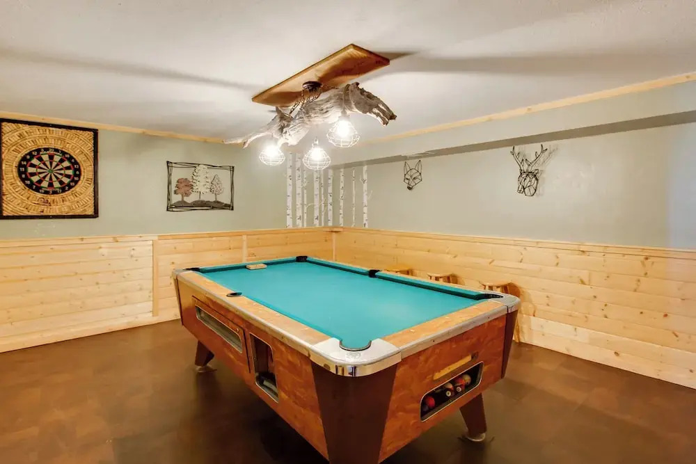 Angel Fire Cabin w/ Game Room ~ 4 Mi to Ski Resort