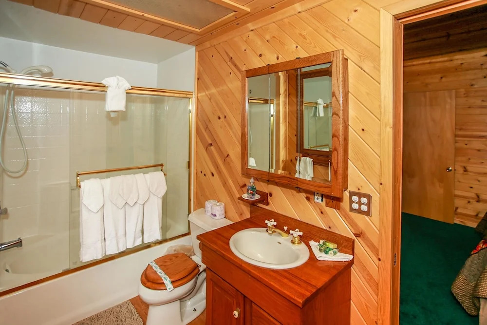 Memory Maker Cabin
