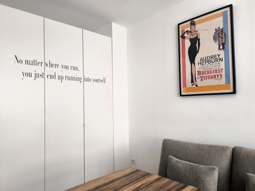Clérigos Cinema Guesthouse