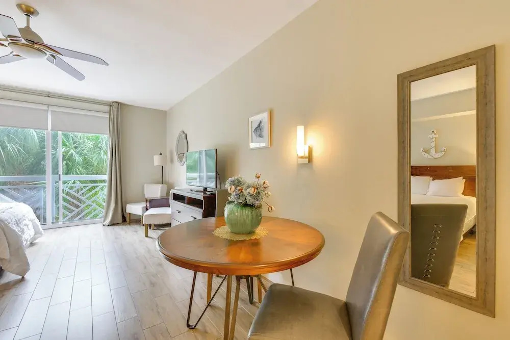 Brilliant Resort Studio By Baytowne Wharf!