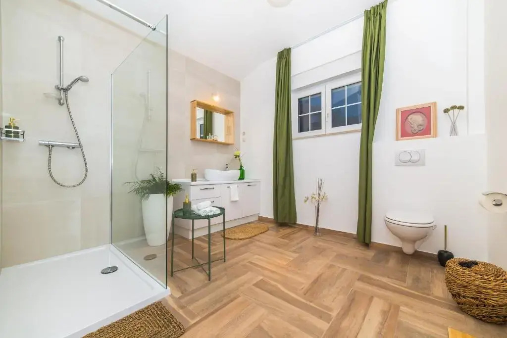 Villa Artea, Luxurious Villa with Heated Pool