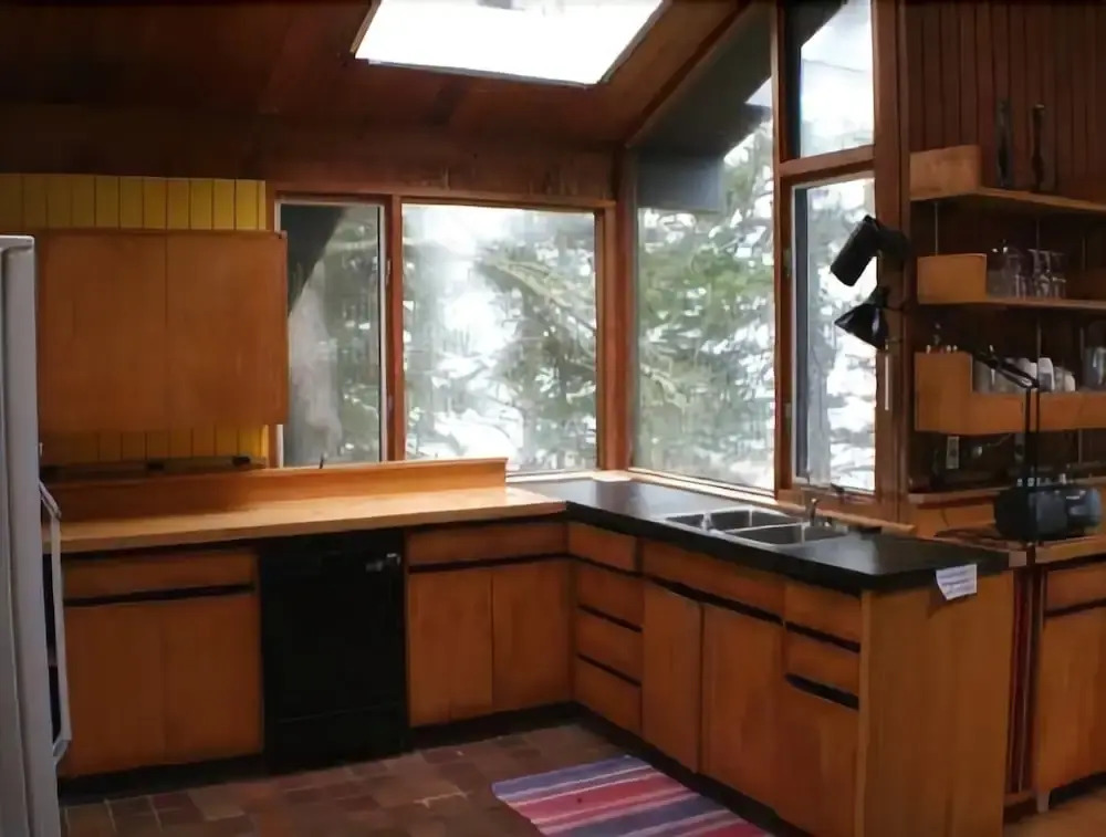 Kelley Point - Three Bedroom Home