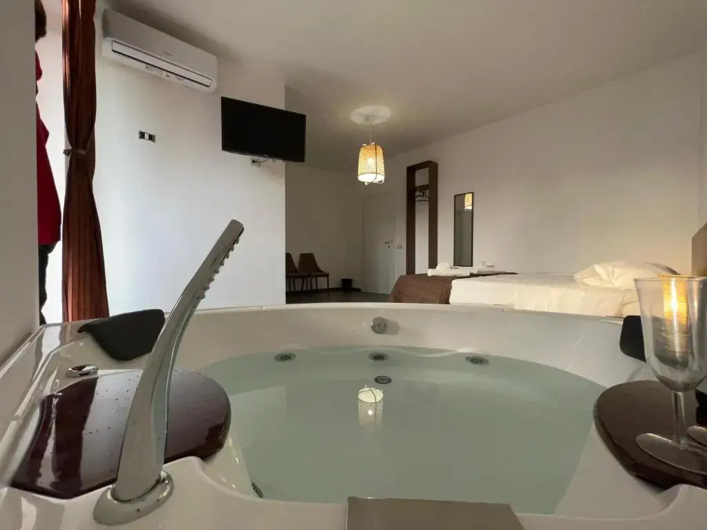 Habitat Luxury Suites